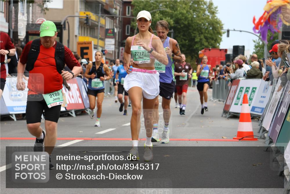 21.09.2025 - PSD Bank Halbmarathon Strokosch-Dieckow http://msf.ph/oto/8945317 21.09.2025 11:56:35 Ziel 1190, 1229, 2189, 2225, 2361, 2591, 2676, 2704, 2717, 2719, 2746, 2793, 2878, 2912 meine-sportfotos.de