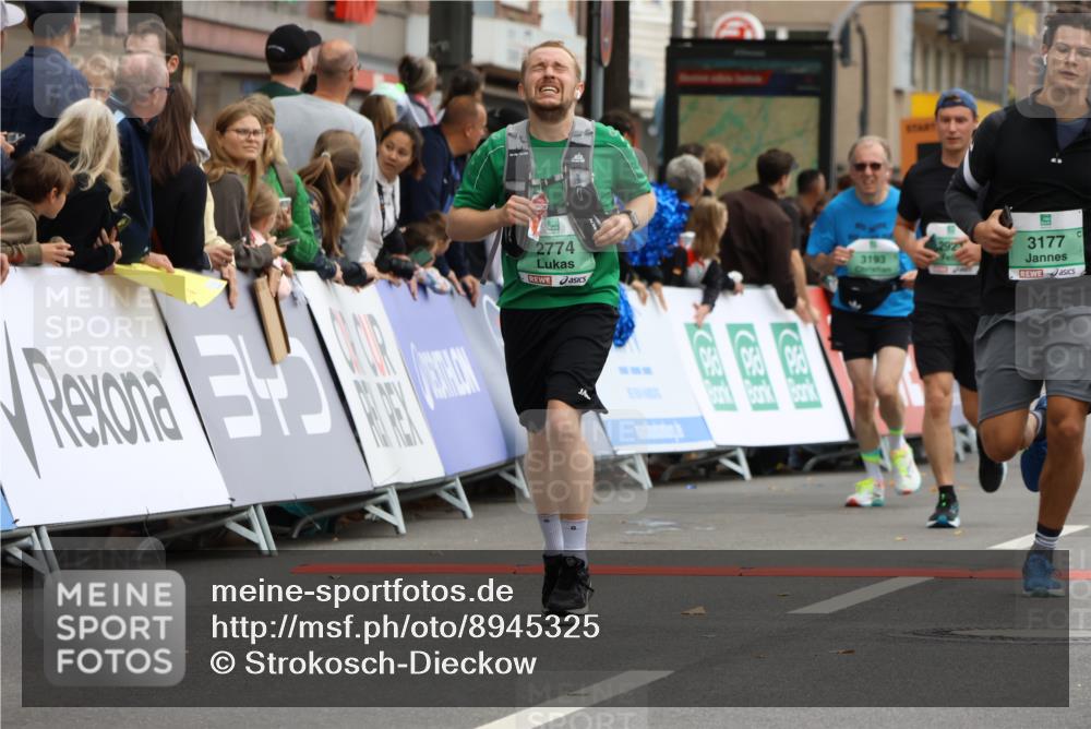 21.09.2025 - PSD Bank Halbmarathon Strokosch-Dieckow http://msf.ph/oto/8945325 21.09.2025 12:04:45 Ziel 1699, 1760, 2507, 2774, 2879, 2921, 3005, 3116, 3177, 3193, 3358 meine-sportfotos.de