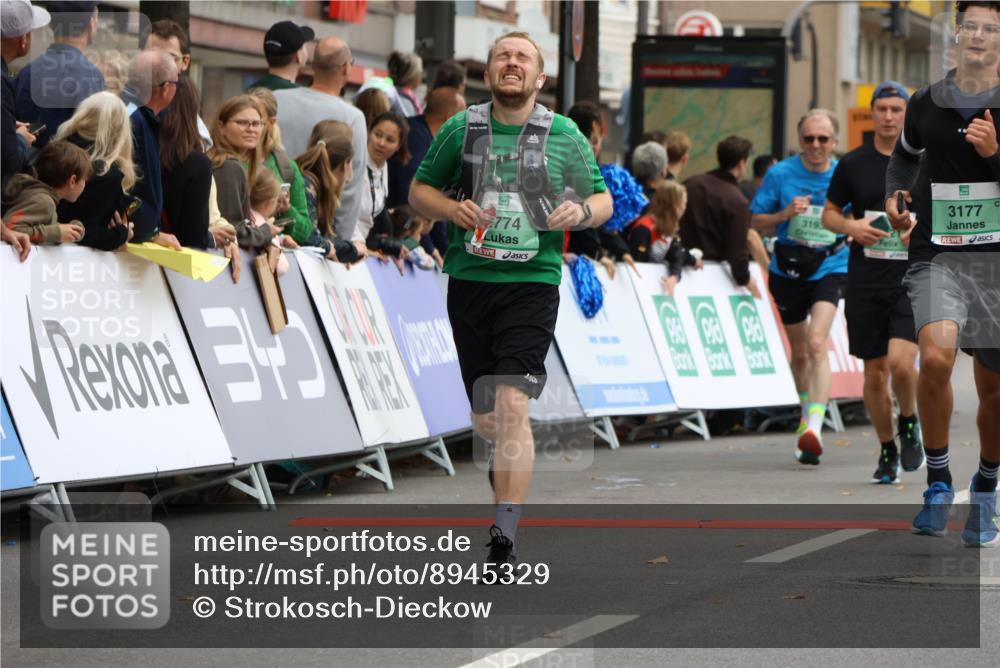 21.09.2025 - PSD Bank Halbmarathon Strokosch-Dieckow http://msf.ph/oto/8945329 21.09.2025 12:04:45 Ziel 1699, 1760, 2507, 2774, 2879, 2921, 3005, 3116, 3177, 3193, 3358 meine-sportfotos.de