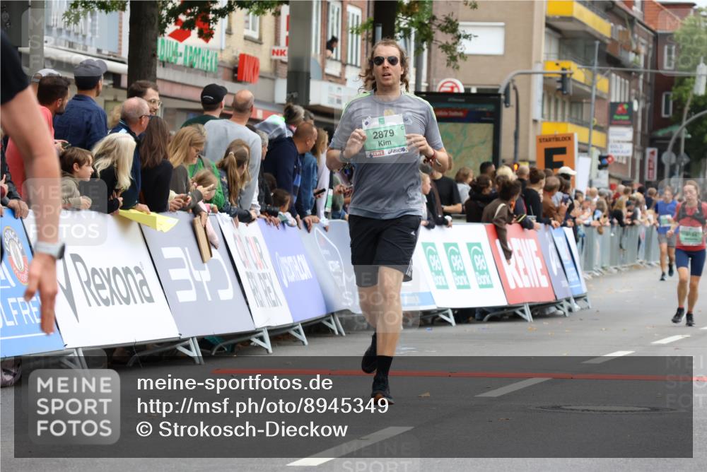 21.09.2025 - PSD Bank Halbmarathon Strokosch-Dieckow http://msf.ph/oto/8945349 21.09.2025 12:04:51 Ziel 2507, 2774, 2879, 2921, 3154, 3177, 3193, 3358, 3976 meine-sportfotos.de