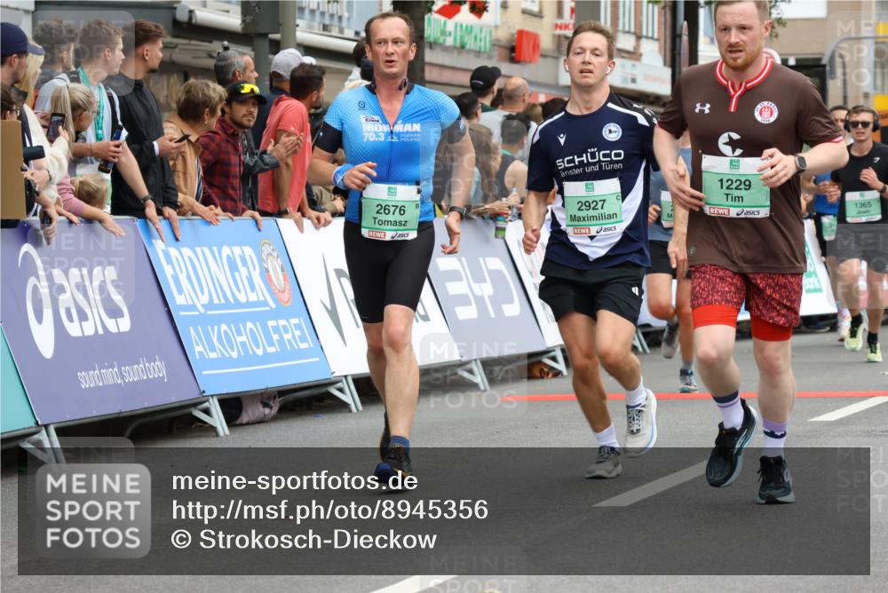 21.09.2025 - PSD Bank Halbmarathon Strokosch-Dieckow http://msf.ph/oto/8945356 21.09.2025 11:56:43 Ziel 1190, 1229, 1365, 2189, 2361, 2411, 2526, 2555, 2591, 2676, 2717, 2719, 2760, 2912, 2927, 3939, 4056 meine-sportfotos.de