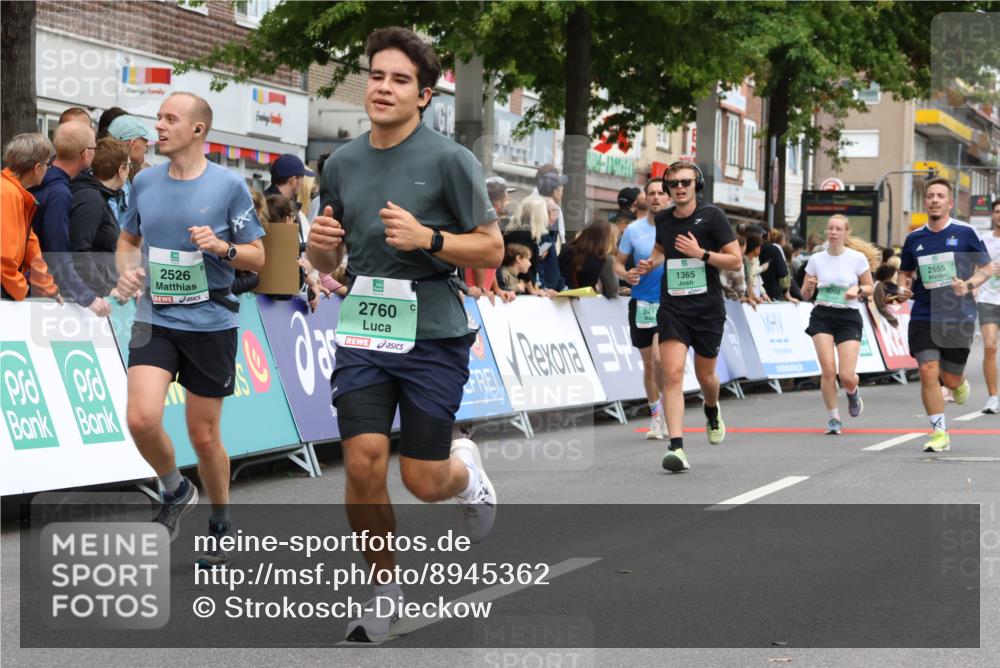 21.09.2025 - PSD Bank Halbmarathon Strokosch-Dieckow http://msf.ph/oto/8945362 21.09.2025 11:56:47 Ziel 1229, 1365, 1453, 2361, 2411, 2526, 2555, 2676, 2760, 2912, 2927, 3939, 4056 meine-sportfotos.de