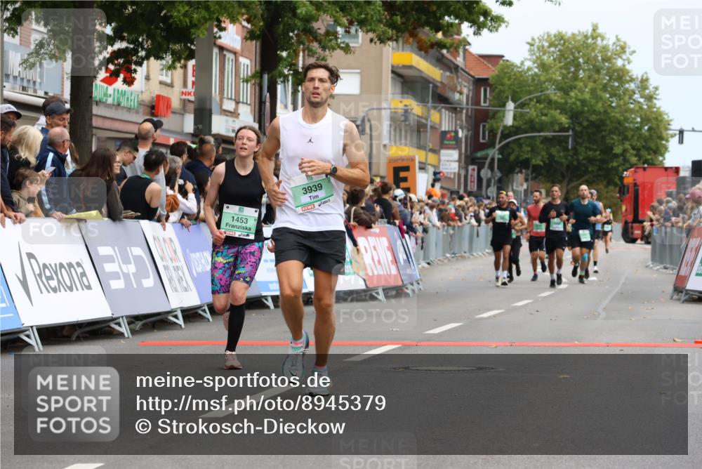 21.09.2025 - PSD Bank Halbmarathon Strokosch-Dieckow http://msf.ph/oto/8945379 21.09.2025 11:56:51 Ziel 1229, 1365, 1453, 2411, 2526, 2555, 2676, 2760, 2927, 3939, 4056 meine-sportfotos.de