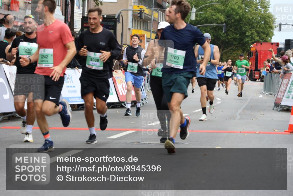 21.09.2025 - PSD Bank Halbmarathon Strokosch-Dieckow http://msf.ph/oto/8945396 21.09.2025 11:57:00 Ziel 1035, 1393, 1453, 1703, 1959, 2197, 2242, 2566, 2659, 3209, 3988 meine-sportfotos.de