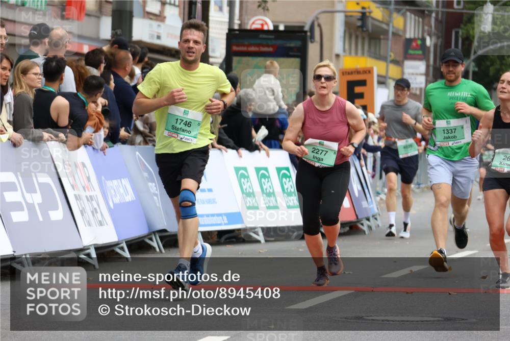 21.09.2025 - PSD Bank Halbmarathon Strokosch-Dieckow http://msf.ph/oto/8945408 21.09.2025 11:57:08 Ziel 1035, 1337, 1393, 1703, 1746, 1959, 2197, 2242, 2277, 2566, 2649, 2659, 3209, 3988, 4025 meine-sportfotos.de