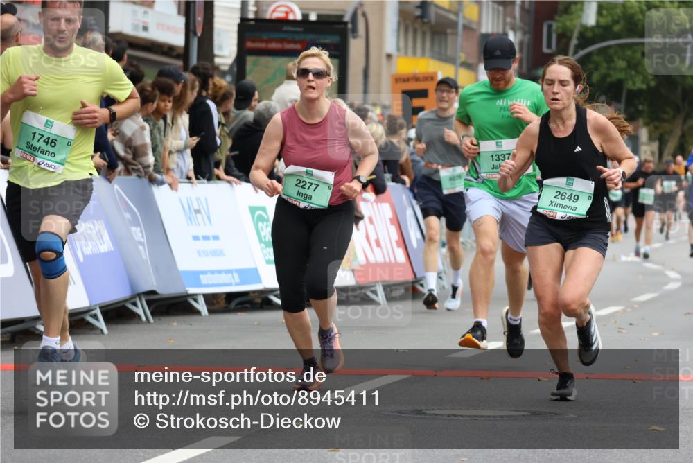 21.09.2025 - PSD Bank Halbmarathon Strokosch-Dieckow http://msf.ph/oto/8945411 21.09.2025 11:57:09 Ziel 1035, 1337, 1393, 1703, 1746, 1959, 2197, 2242, 2277, 2465, 2566, 2649, 2659, 3209, 3988, 4025 meine-sportfotos.de