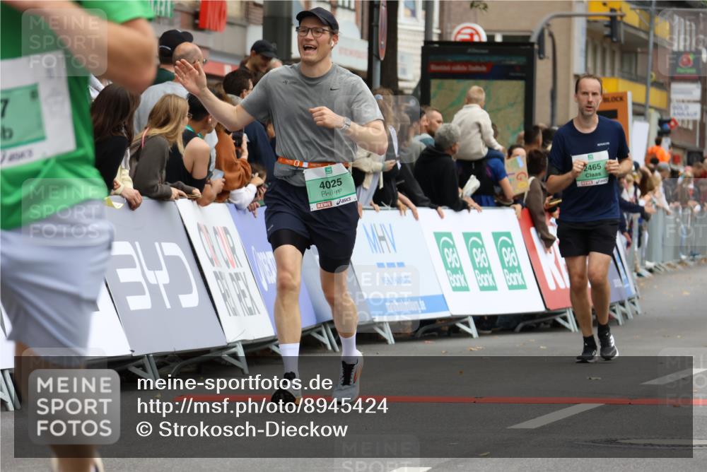 21.09.2025 - PSD Bank Halbmarathon Strokosch-Dieckow http://msf.ph/oto/8945424 21.09.2025 11:57:13 Ziel 1337, 1746, 2277, 2465, 2649, 3110, 4025, 4059 meine-sportfotos.de