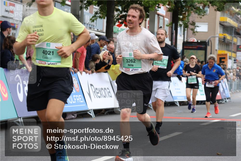 21.09.2025 - PSD Bank Halbmarathon Strokosch-Dieckow http://msf.ph/oto/8945425 21.09.2025 12:05:23 Ziel 1043, 1218, 1219, 1253, 1255, 1299, 2097, 2440, 2618, 2670, 2890, 3074, 3262, 3970, 4021, 4045 meine-sportfotos.de