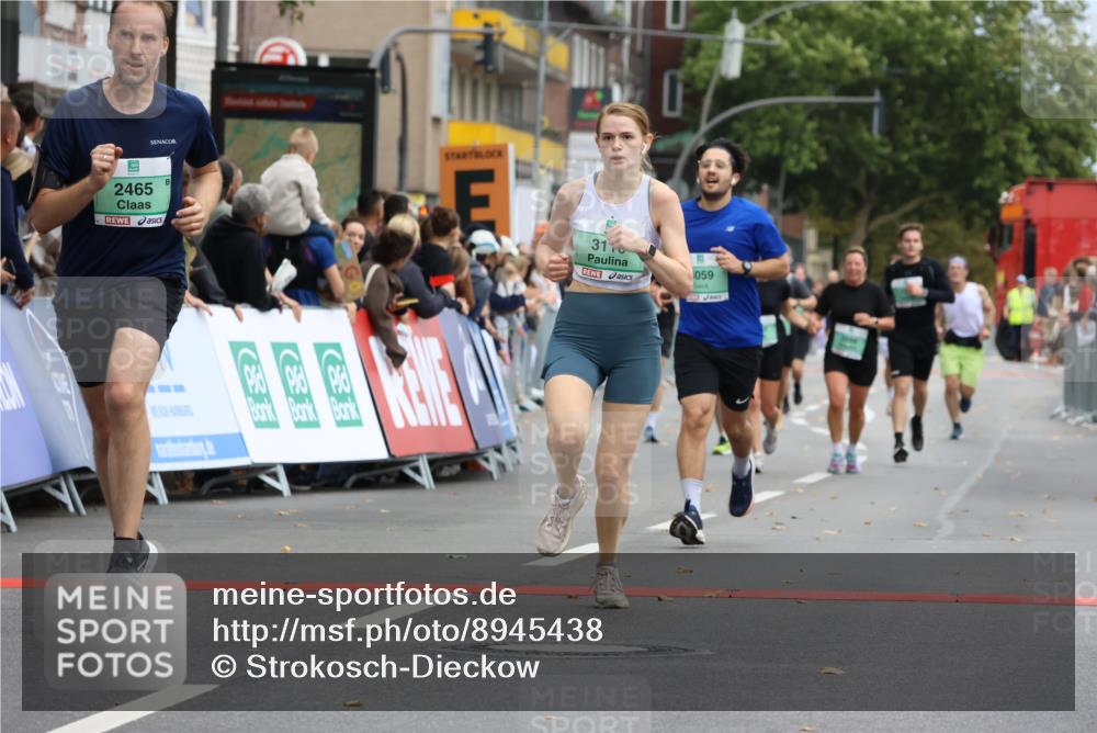 21.09.2025 - PSD Bank Halbmarathon Strokosch-Dieckow http://msf.ph/oto/8945438 21.09.2025 11:57:16 Ziel 1337, 1746, 2277, 2465, 2649, 3110, 4025, 4059 meine-sportfotos.de
