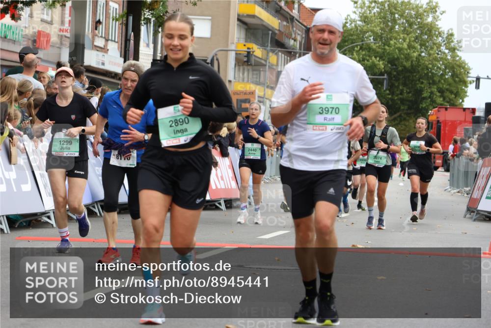 21.09.2025 - PSD Bank Halbmarathon Strokosch-Dieckow http://msf.ph/oto/8945441 21.09.2025 12:05:26 Ziel 1043, 1218, 1219, 1253, 1255, 1299, 1538, 2097, 2440, 2618, 2670, 2890, 3038, 3074, 3262, 3970, 4020, 4021, 4022, 4045 meine-sportfotos.de