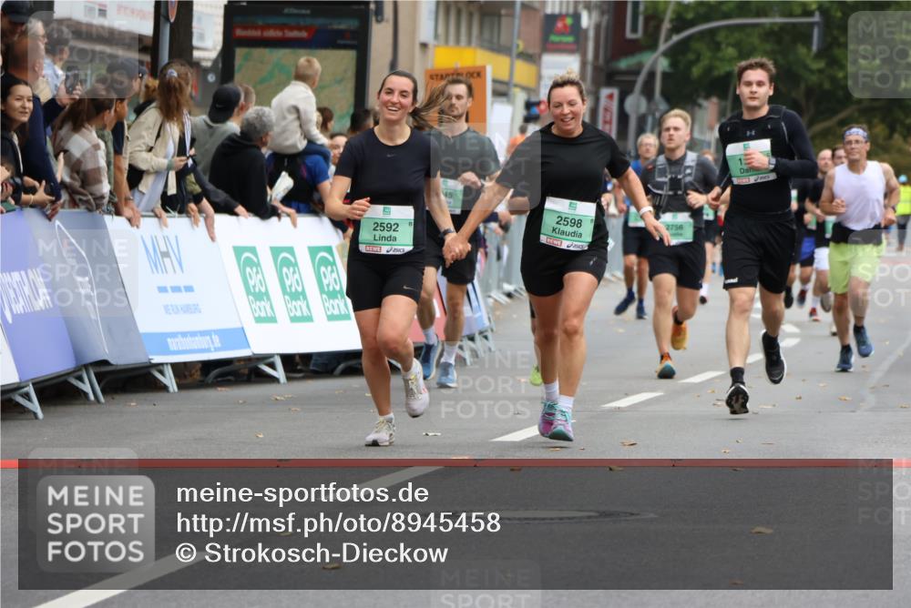 21.09.2025 - PSD Bank Halbmarathon Strokosch-Dieckow http://msf.ph/oto/8945458 21.09.2025 11:57:22 Ziel 1223, 2319, 2465, 2592, 2598, 2756, 3110, 3945, 4025, 4059, 4061 meine-sportfotos.de