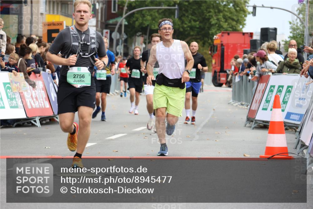 21.09.2025 - PSD Bank Halbmarathon Strokosch-Dieckow http://msf.ph/oto/8945477 21.09.2025 11:57:27 Ziel 1223, 1397, 1693, 2319, 2592, 2598, 2756, 3945, 4059, 4061 meine-sportfotos.de