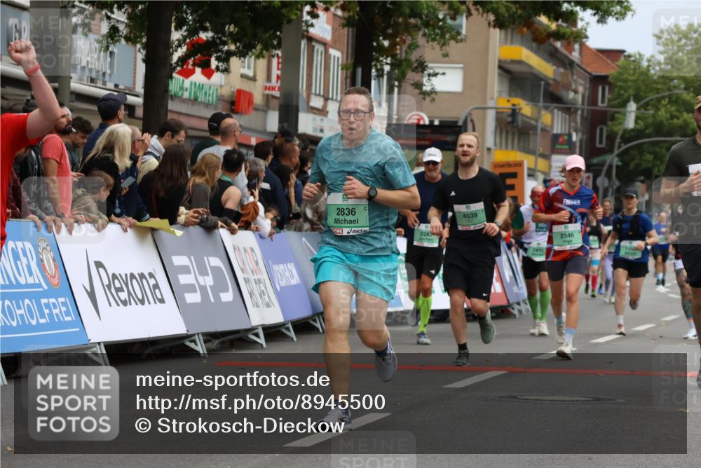 21.09.2025 - PSD Bank Halbmarathon Strokosch-Dieckow http://msf.ph/oto/8945500 21.09.2025 11:57:50 Ziel 1158, 1411, 2170, 2282, 2546, 2586, 2836, 3375, 4024, 4039 meine-sportfotos.de