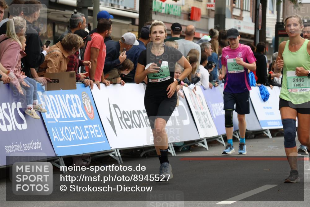 21.09.2025 - PSD Bank Halbmarathon Strokosch-Dieckow http://msf.ph/oto/8945527 21.09.2025 12:05:53 Ziel 1726, 1727, 2446, 2580, 3234, 3428, 3653 meine-sportfotos.de