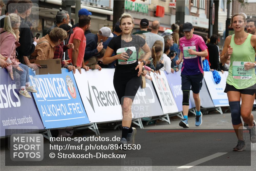 21.09.2025 - PSD Bank Halbmarathon Strokosch-Dieckow http://msf.ph/oto/8945530 21.09.2025 12:05:53 Ziel 1726, 1727, 2446, 2580, 3234, 3428, 3653 meine-sportfotos.de