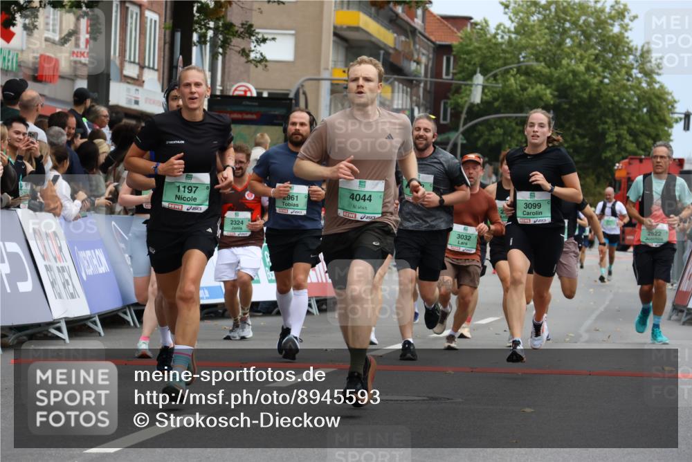21.09.2025 - PSD Bank Halbmarathon Strokosch-Dieckow http://msf.ph/oto/8945593 21.09.2025 11:58:28 Ziel 1197, 1275, 1276, 1322, 1610, 2289, 2324, 2343, 2622, 2637, 2826, 2832, 2858, 2961, 3032, 3092, 3099, 3170, 3314, 3960, 4044 meine-sportfotos.de