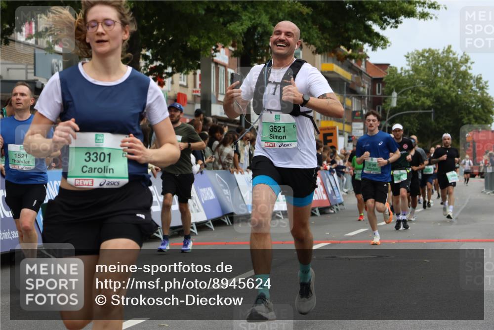 21.09.2025 - PSD Bank Halbmarathon Strokosch-Dieckow http://msf.ph/oto/8945624 21.09.2025 11:58:41 Ziel 1107, 1128, 1275, 1276, 1338, 1521, 1532, 2306, 2371, 2482, 2622, 2660, 2928, 3198, 3301, 3356, 3521, 3936 meine-sportfotos.de
