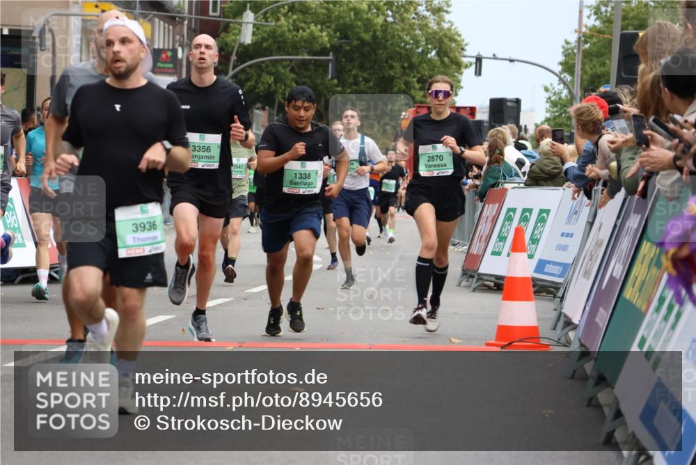 21.09.2025 - PSD Bank Halbmarathon Strokosch-Dieckow http://msf.ph/oto/8945656 21.09.2025 11:58:47 Ziel 1107, 1122, 1128, 1338, 1521, 1531, 1532, 2306, 2371, 2543, 2590, 2594, 2604, 2660, 2870, 2928, 3198, 3301, 3356, 3521, 3542, 3936 meine-sportfotos.de