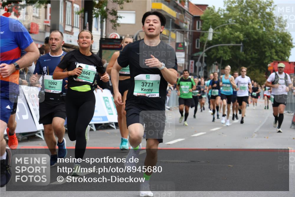 21.09.2025 - PSD Bank Halbmarathon Strokosch-Dieckow http://msf.ph/oto/8945680 21.09.2025 11:59:00 Ziel 1033, 1064, 1092, 1093, 1258, 1531, 2332, 2344, 2436, 2441, 2540, 2582, 2590, 2594, 2604, 2641, 2664, 3054, 3542, 3771 meine-sportfotos.de