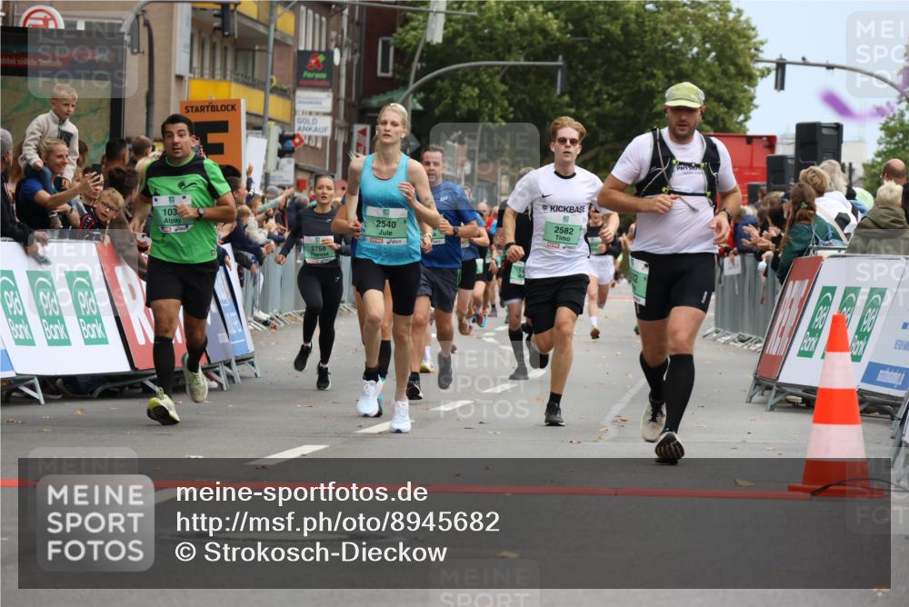 21.09.2025 - PSD Bank Halbmarathon Strokosch-Dieckow http://msf.ph/oto/8945682 21.09.2025 11:59:02 Ziel 1033, 1064, 1092, 1093, 1258, 1486, 2332, 2344, 2436, 2441, 2540, 2582, 2594, 2604, 2641, 2664, 2758, 3054, 3771 meine-sportfotos.de