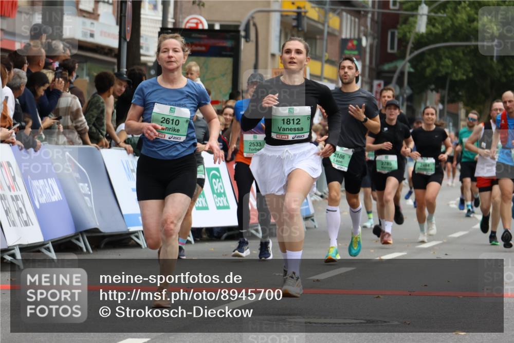 21.09.2025 - PSD Bank Halbmarathon Strokosch-Dieckow http://msf.ph/oto/8945700 21.09.2025 11:59:12 Ziel 1033, 1486, 1648, 1812, 2186, 2328, 2332, 2472, 2484, 2533, 2540, 2582, 2602, 2610, 2641, 2718, 2758, 2785, 3054 meine-sportfotos.de