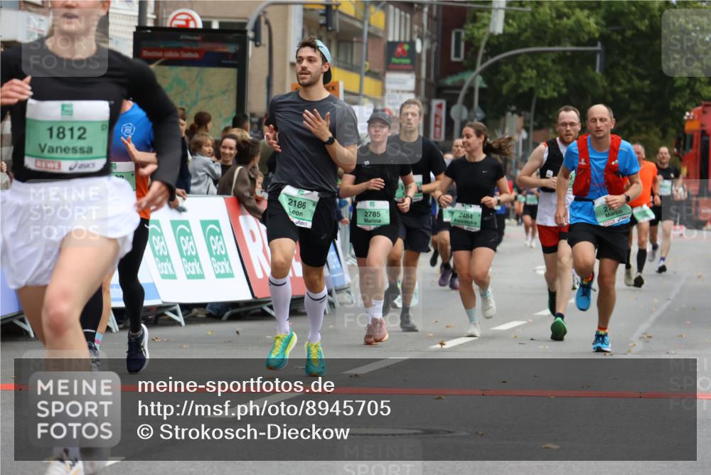 21.09.2025 - PSD Bank Halbmarathon Strokosch-Dieckow http://msf.ph/oto/8945705 21.09.2025 11:59:13 Ziel 1033, 1486, 1648, 1812, 2186, 2328, 2332, 2472, 2484, 2533, 2540, 2582, 2602, 2610, 2641, 2718, 2758, 2785, 3054 meine-sportfotos.de