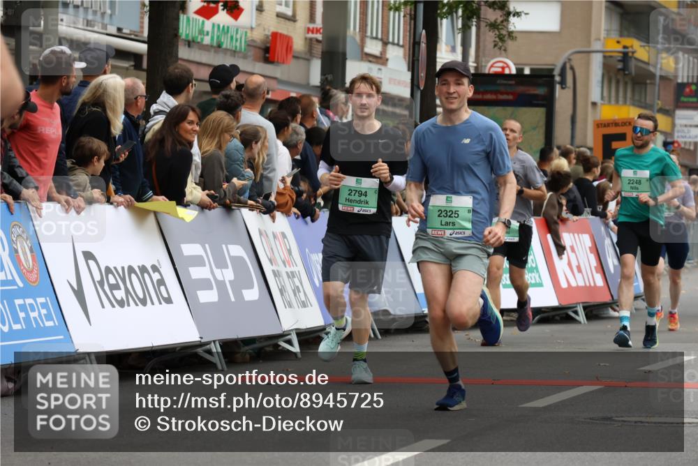 21.09.2025 - PSD Bank Halbmarathon Strokosch-Dieckow http://msf.ph/oto/8945725 21.09.2025 11:59:20 Ziel 1196, 1609, 1648, 1812, 2186, 2241, 2248, 2325, 2328, 2484, 2533, 2602, 2610, 2718, 2785, 2794, 2915, 3962 meine-sportfotos.de