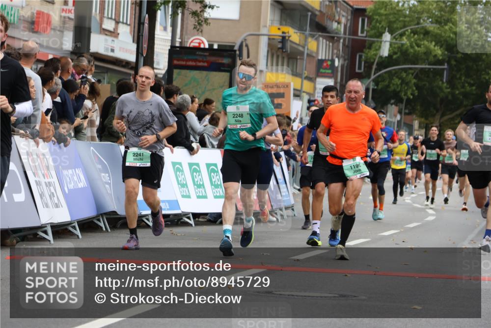 21.09.2025 - PSD Bank Halbmarathon Strokosch-Dieckow http://msf.ph/oto/8945729 21.09.2025 11:59:22 Ziel 1196, 1609, 1648, 2186, 2241, 2248, 2325, 2328, 2484, 2533, 2581, 2602, 2610, 2718, 2785, 2794, 2915, 3962 meine-sportfotos.de