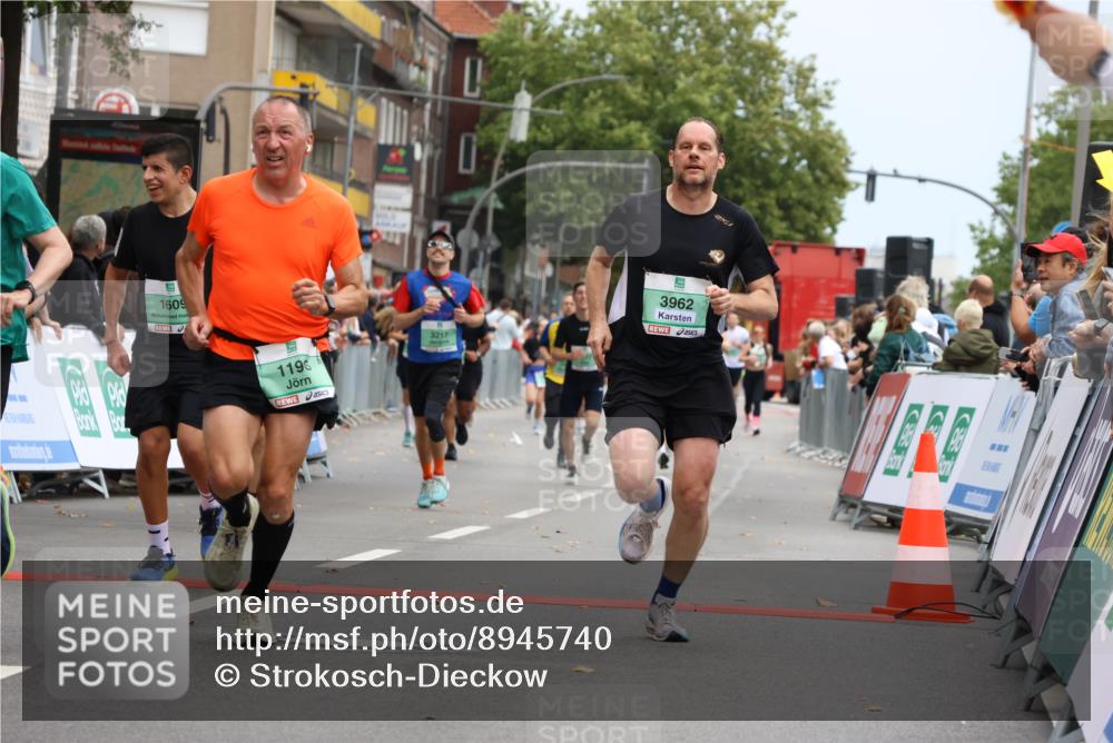 21.09.2025 - PSD Bank Halbmarathon Strokosch-Dieckow http://msf.ph/oto/8945740 21.09.2025 11:59:24 Ziel 1196, 1609, 1648, 2186, 2241, 2248, 2325, 2328, 2484, 2517, 2533, 2574, 2581, 2602, 2718, 2785, 2794, 2915, 3217, 3962 meine-sportfotos.de