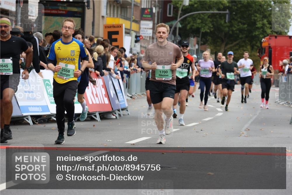 21.09.2025 - PSD Bank Halbmarathon Strokosch-Dieckow http://msf.ph/oto/8945756 21.09.2025 11:59:32 Ziel 1042, 1196, 1367, 1609, 1700, 2241, 2248, 2517, 2558, 2574, 2581, 2595, 2645, 2915, 3217, 3962 meine-sportfotos.de