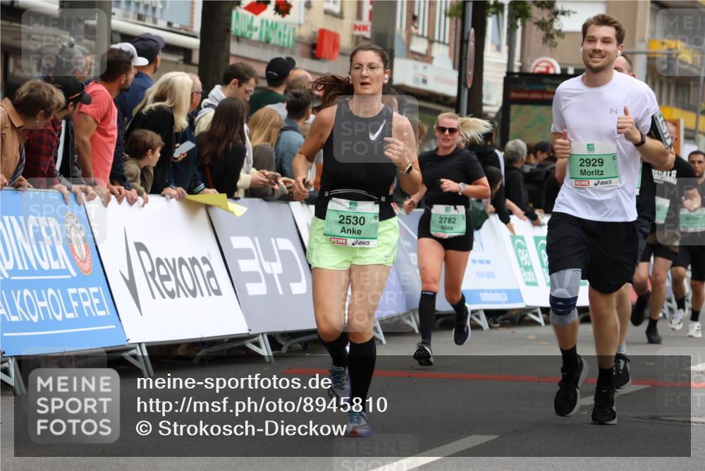 21.09.2025 - PSD Bank Halbmarathon Strokosch-Dieckow http://msf.ph/oto/8945810 21.09.2025 11:59:48 Ziel 1075, 1741, 1948, 2530, 2549, 2595, 2721, 2782, 2918, 2929, 3048, 3152, 3990, 4034, 4042, 4049 meine-sportfotos.de