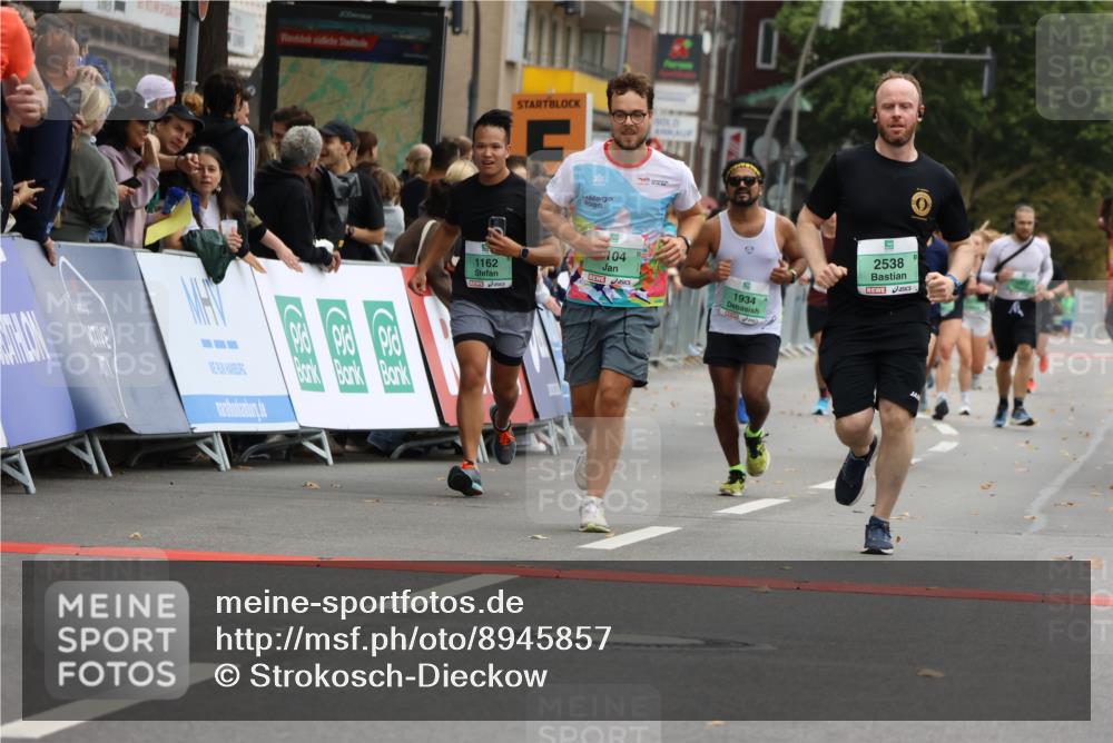 21.09.2025 - PSD Bank Halbmarathon Strokosch-Dieckow http://msf.ph/oto/8945857 21.09.2025 12:00:06 Ziel 1104, 1162, 1481, 1934, 2255, 2314, 2490, 2529, 2538, 2640, 2648, 2769, 2801, 3094, 3738, 3906 meine-sportfotos.de