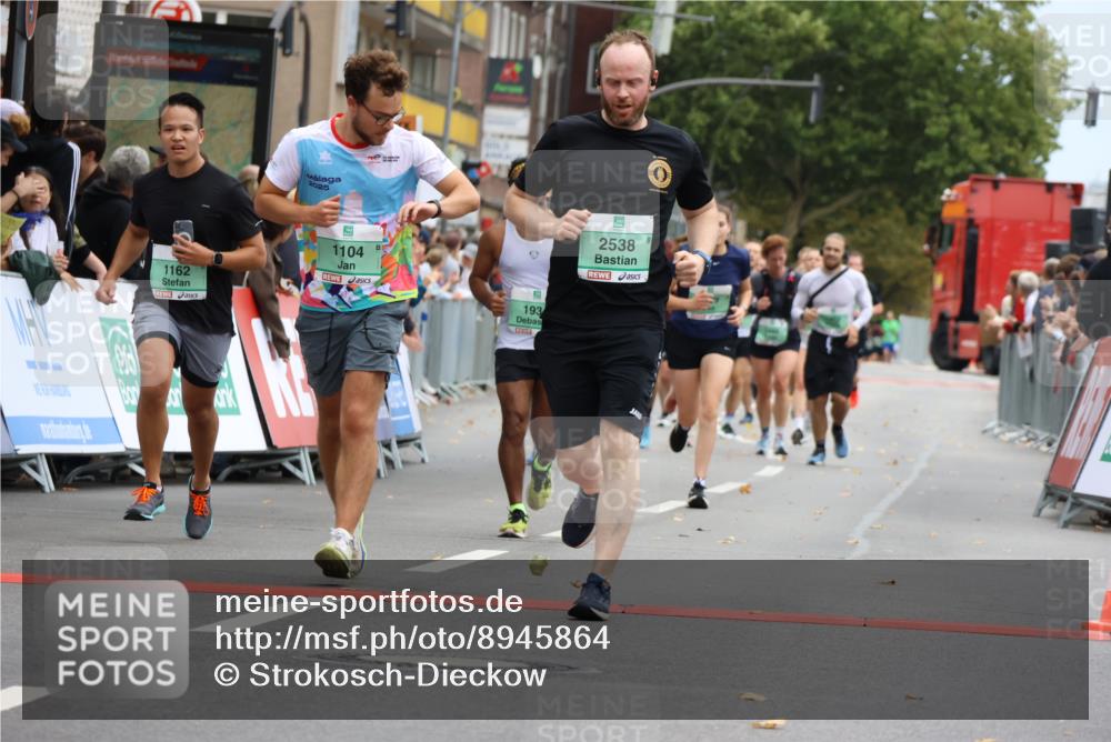 21.09.2025 - PSD Bank Halbmarathon Strokosch-Dieckow http://msf.ph/oto/8945864 21.09.2025 12:00:07 Ziel 1104, 1162, 1481, 1934, 2255, 2314, 2490, 2529, 2538, 2640, 2648, 2769, 2801, 3094, 3738, 3906 meine-sportfotos.de