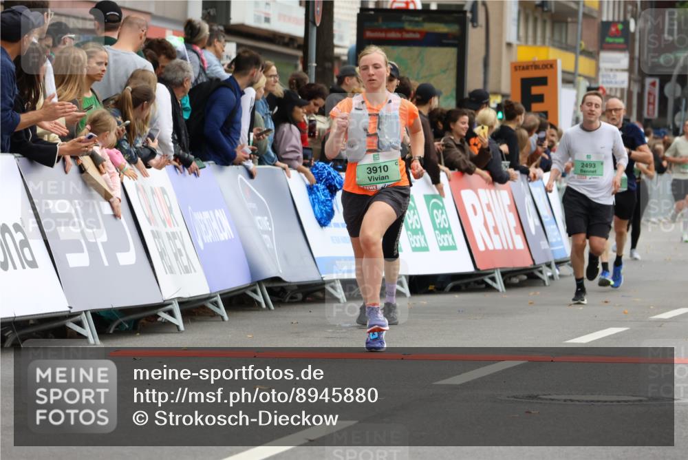 21.09.2025 - PSD Bank Halbmarathon Strokosch-Dieckow http://msf.ph/oto/8945880 21.09.2025 12:07:37 Ziel 2493, 2506, 2532, 2949, 2956, 3222, 3407, 3729, 3746, 3910, 3975 meine-sportfotos.de
