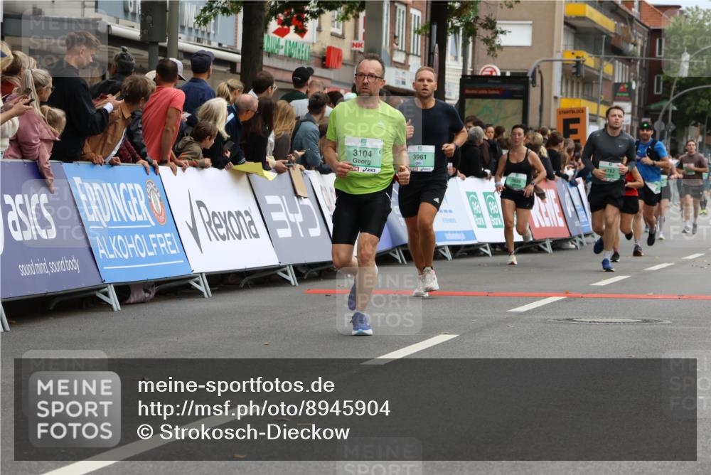 21.09.2025 - PSD Bank Halbmarathon Strokosch-Dieckow http://msf.ph/oto/8945904 21.09.2025 12:00:31 Ziel 1034, 1159, 2317, 2473, 2697, 2699, 2723, 2744, 2762, 3026, 3046, 3104, 3603, 3677, 3957, 3961, 3984 meine-sportfotos.de