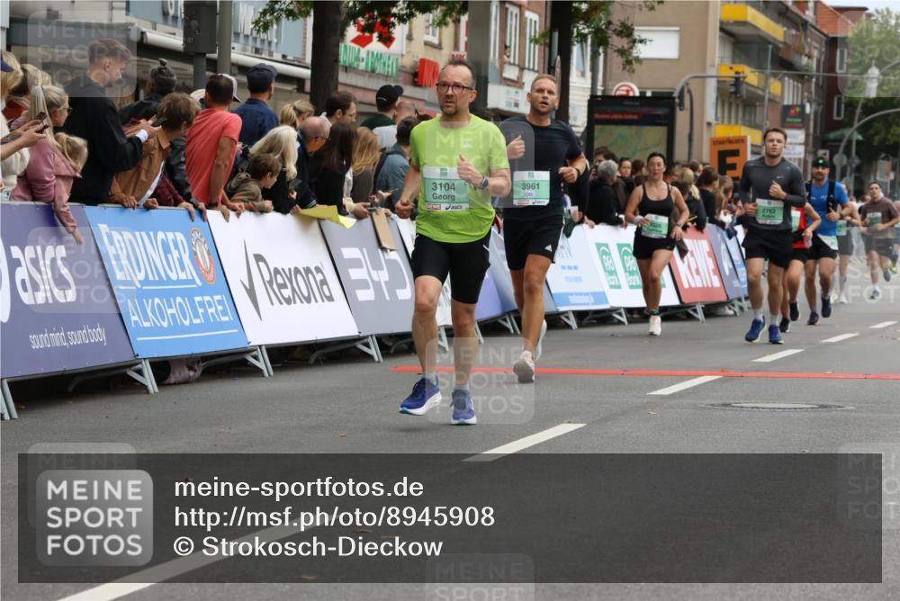 21.09.2025 - PSD Bank Halbmarathon Strokosch-Dieckow http://msf.ph/oto/8945908 21.09.2025 12:00:31 Ziel 1034, 1159, 2317, 2473, 2697, 2699, 2723, 2744, 2762, 3026, 3046, 3104, 3603, 3677, 3957, 3961, 3984 meine-sportfotos.de