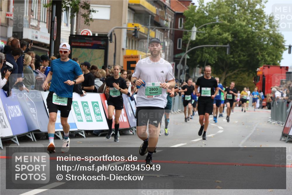 21.09.2025 - PSD Bank Halbmarathon Strokosch-Dieckow http://msf.ph/oto/8945949 21.09.2025 12:00:46 Ziel 1034, 1382, 2317, 2388, 2481, 2516, 2668, 2761, 2803, 3168, 3172, 3957 meine-sportfotos.de