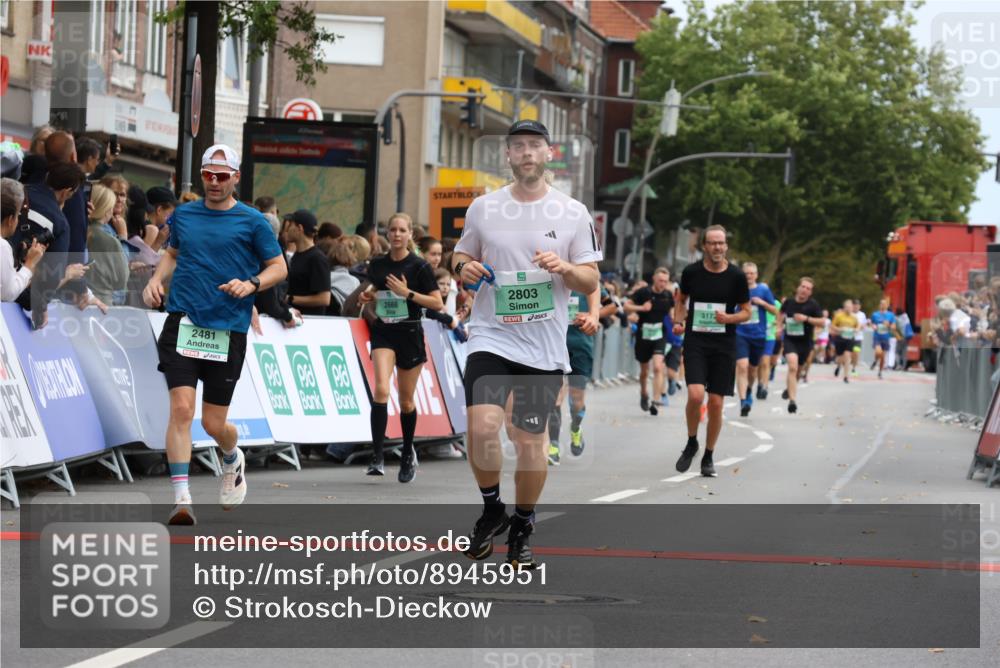 21.09.2025 - PSD Bank Halbmarathon Strokosch-Dieckow http://msf.ph/oto/8945951 21.09.2025 12:00:46 Ziel 1034, 1382, 2317, 2388, 2481, 2516, 2668, 2761, 2803, 3168, 3172, 3957 meine-sportfotos.de
