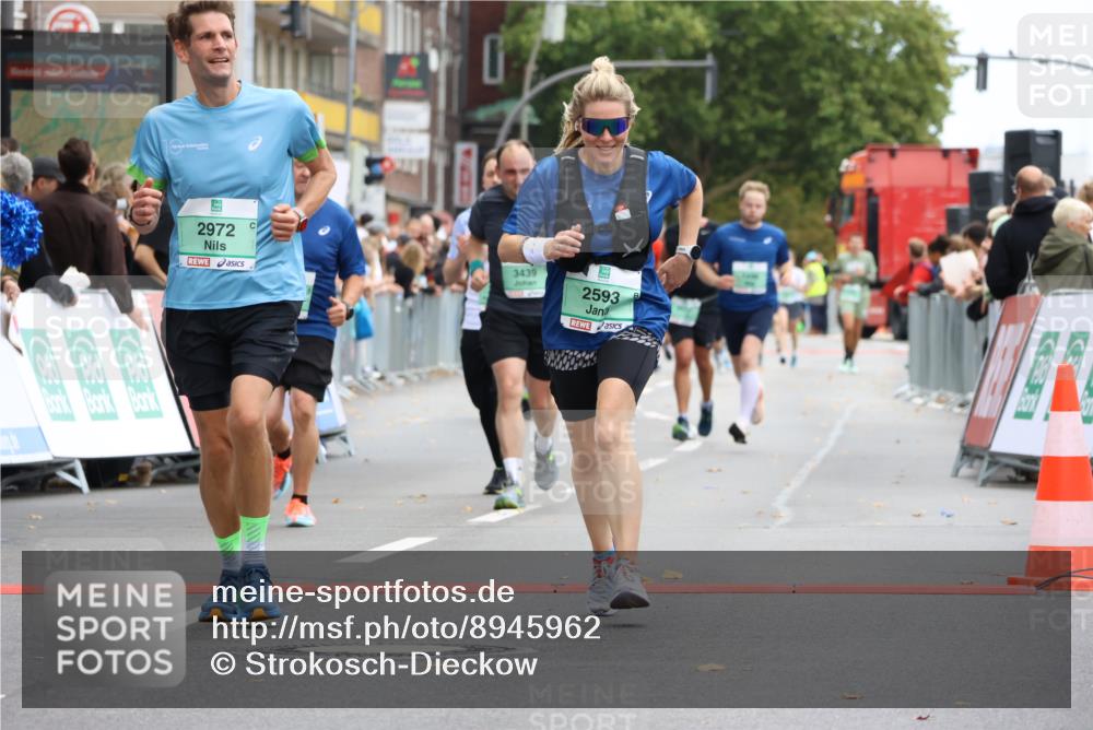 21.09.2025 - PSD Bank Halbmarathon Strokosch-Dieckow http://msf.ph/oto/8945962 21.09.2025 12:08:00 Ziel 1495, 1496, 2593, 2883, 2908, 2972, 3108, 3439, 3505 meine-sportfotos.de