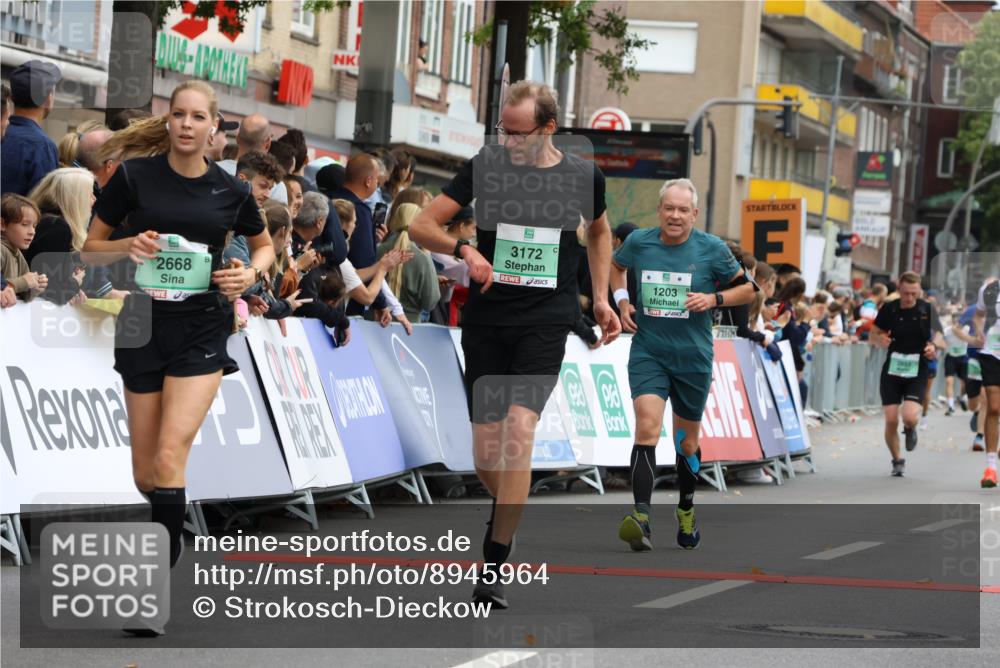 21.09.2025 - PSD Bank Halbmarathon Strokosch-Dieckow http://msf.ph/oto/8945964 21.09.2025 12:00:51 Ziel 1203, 1382, 2388, 2468, 2481, 2668, 2761, 2803, 2986, 3168, 3172, 4009 meine-sportfotos.de