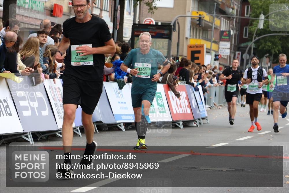 21.09.2025 - PSD Bank Halbmarathon Strokosch-Dieckow http://msf.ph/oto/8945969 21.09.2025 12:00:52 Ziel 1203, 1382, 2468, 2481, 2668, 2803, 2853, 2986, 3168, 3172, 4009 meine-sportfotos.de