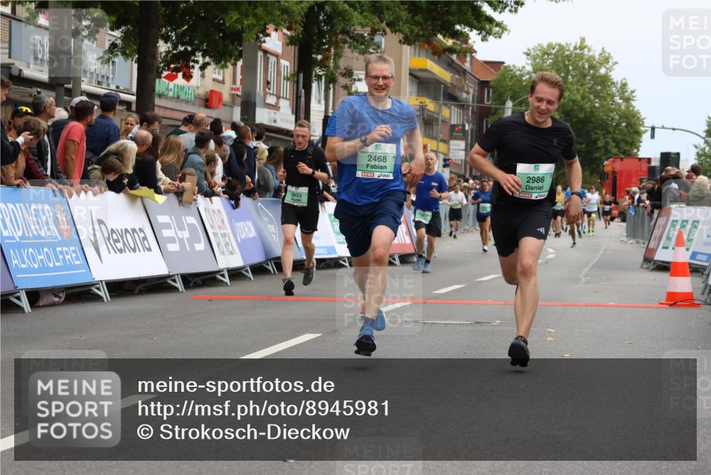 21.09.2025 - PSD Bank Halbmarathon Strokosch-Dieckow http://msf.ph/oto/8945981 21.09.2025 12:00:57 Ziel 1203, 1382, 1477, 2468, 2481, 2668, 2853, 2986, 3172, 4009 meine-sportfotos.de