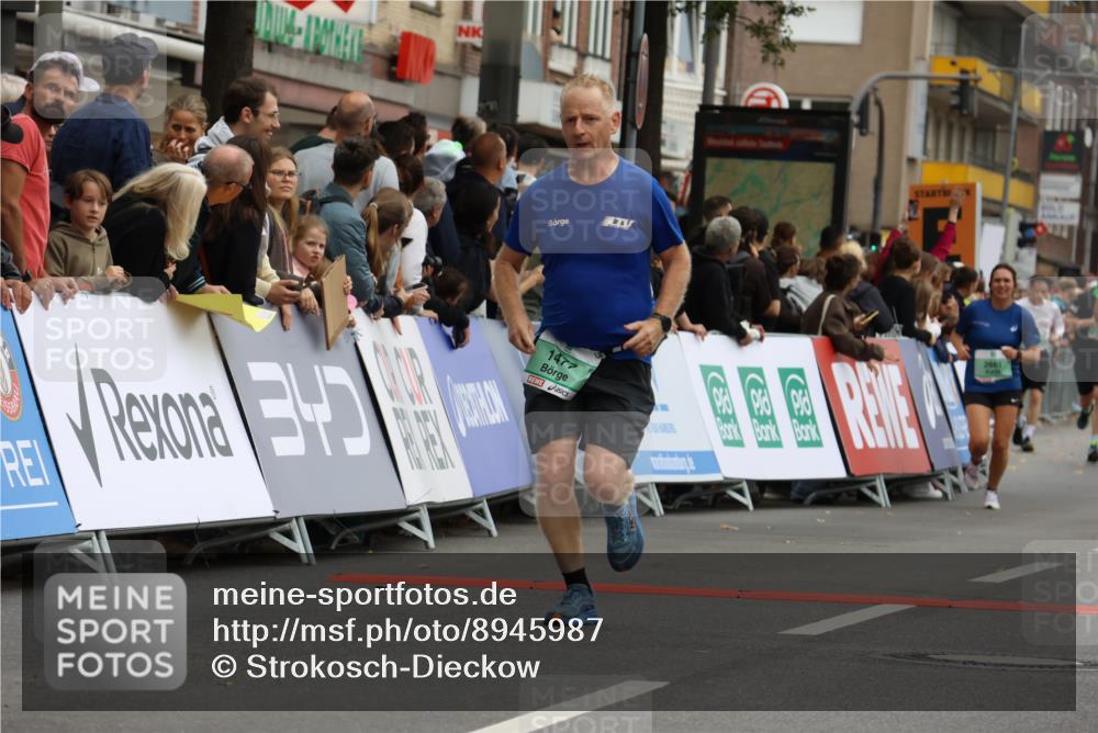 21.09.2025 - PSD Bank Halbmarathon Strokosch-Dieckow http://msf.ph/oto/8945987 21.09.2025 12:01:01 Ziel 1203, 1477, 1764, 2468, 2661, 2683, 2853, 2986, 3172, 3956, 4009 meine-sportfotos.de