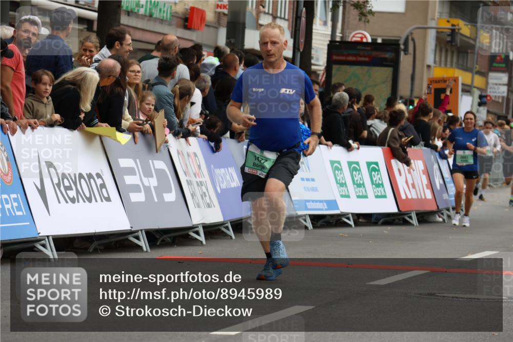 21.09.2025 - PSD Bank Halbmarathon Strokosch-Dieckow http://msf.ph/oto/8945989 21.09.2025 12:01:01 Ziel 1203, 1477, 1764, 2468, 2661, 2683, 2853, 2986, 3172, 3956, 4009 meine-sportfotos.de