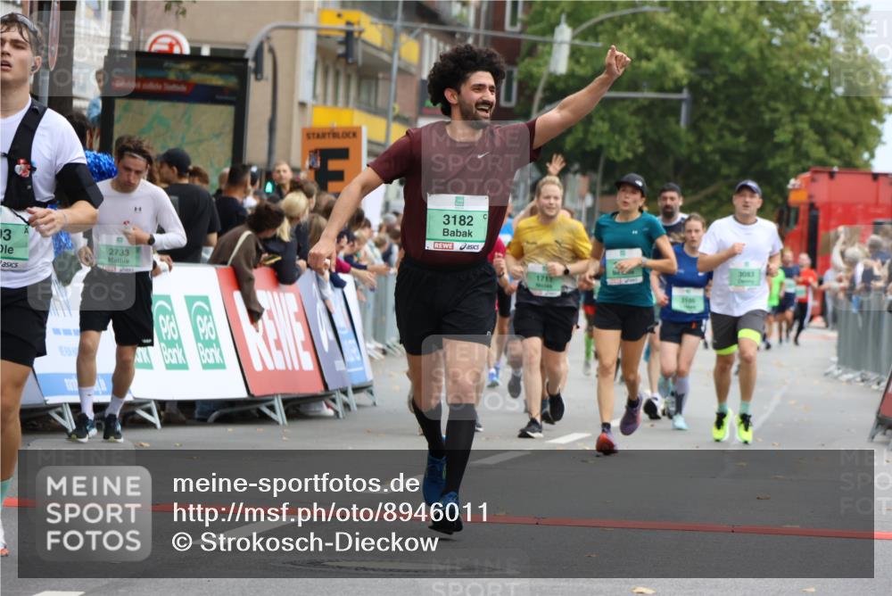 21.09.2025 - PSD Bank Halbmarathon Strokosch-Dieckow http://msf.ph/oto/8946011 21.09.2025 12:01:11 Ziel 1357, 1711, 1764, 2093, 2498, 2597, 2661, 2683, 2733, 2978, 3083, 3098, 3182, 3186, 3956 meine-sportfotos.de