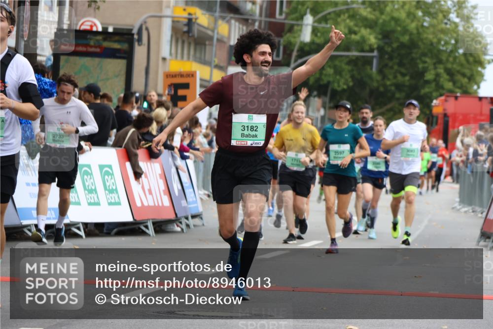 21.09.2025 - PSD Bank Halbmarathon Strokosch-Dieckow http://msf.ph/oto/8946013 21.09.2025 12:01:11 Ziel 1357, 1711, 1764, 2093, 2498, 2597, 2661, 2683, 2733, 2978, 3083, 3098, 3182, 3186, 3956 meine-sportfotos.de