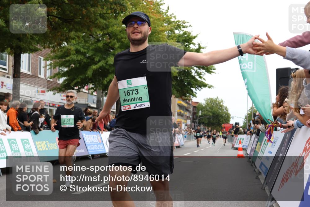 21.09.2025 - PSD Bank Halbmarathon Strokosch-Dieckow http://msf.ph/oto/8946014 21.09.2025 12:08:29 Ziel 1332, 1480, 1511, 1512, 1636, 1673, 2133, 2521, 2644, 2763, 2818, 2957, 3137, 3150, 3205, 3235, 3641, 3760 meine-sportfotos.de