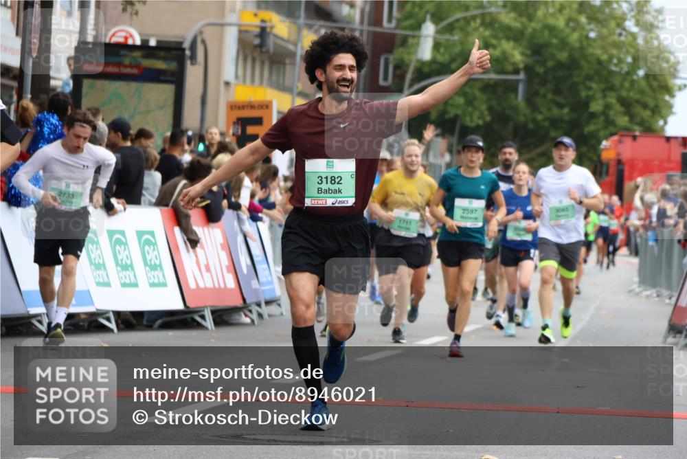 21.09.2025 - PSD Bank Halbmarathon Strokosch-Dieckow http://msf.ph/oto/8946021 21.09.2025 12:01:11 Ziel 1357, 1711, 1764, 2093, 2498, 2597, 2661, 2683, 2733, 2978, 3083, 3098, 3182, 3186, 3956 meine-sportfotos.de