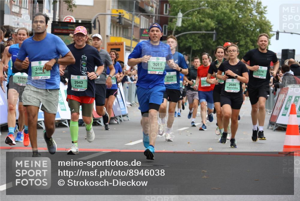 21.09.2025 - PSD Bank Halbmarathon Strokosch-Dieckow http://msf.ph/oto/8946038 21.09.2025 12:01:24 Ziel 1261, 1357, 1376, 1395, 1400, 1585, 1711, 1789, 2367, 2597, 2686, 2730, 2733, 2751, 2943, 2978, 3011, 3053, 3083, 3098, 3186, 3187, 3352, 3565, 3951, 3964, 3973, 4038 meine-sportfotos.de