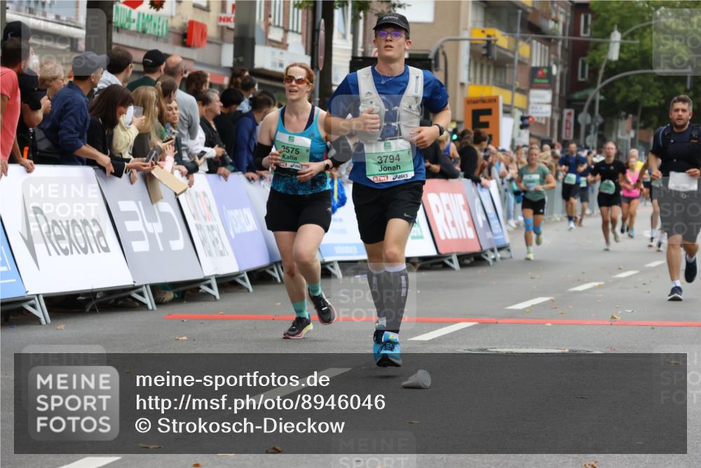 21.09.2025 - PSD Bank Halbmarathon Strokosch-Dieckow http://msf.ph/oto/8946046 21.09.2025 12:08:44 Ziel 1442, 2575, 3223, 3261, 3273, 3274, 3414, 3506, 3794 meine-sportfotos.de